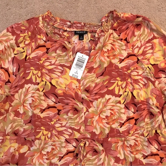 Torrid Floral Esther Peasant Blouse NEW Womens Size 1X 14 16 Mauve Pink Cream - Picture 4 of 8